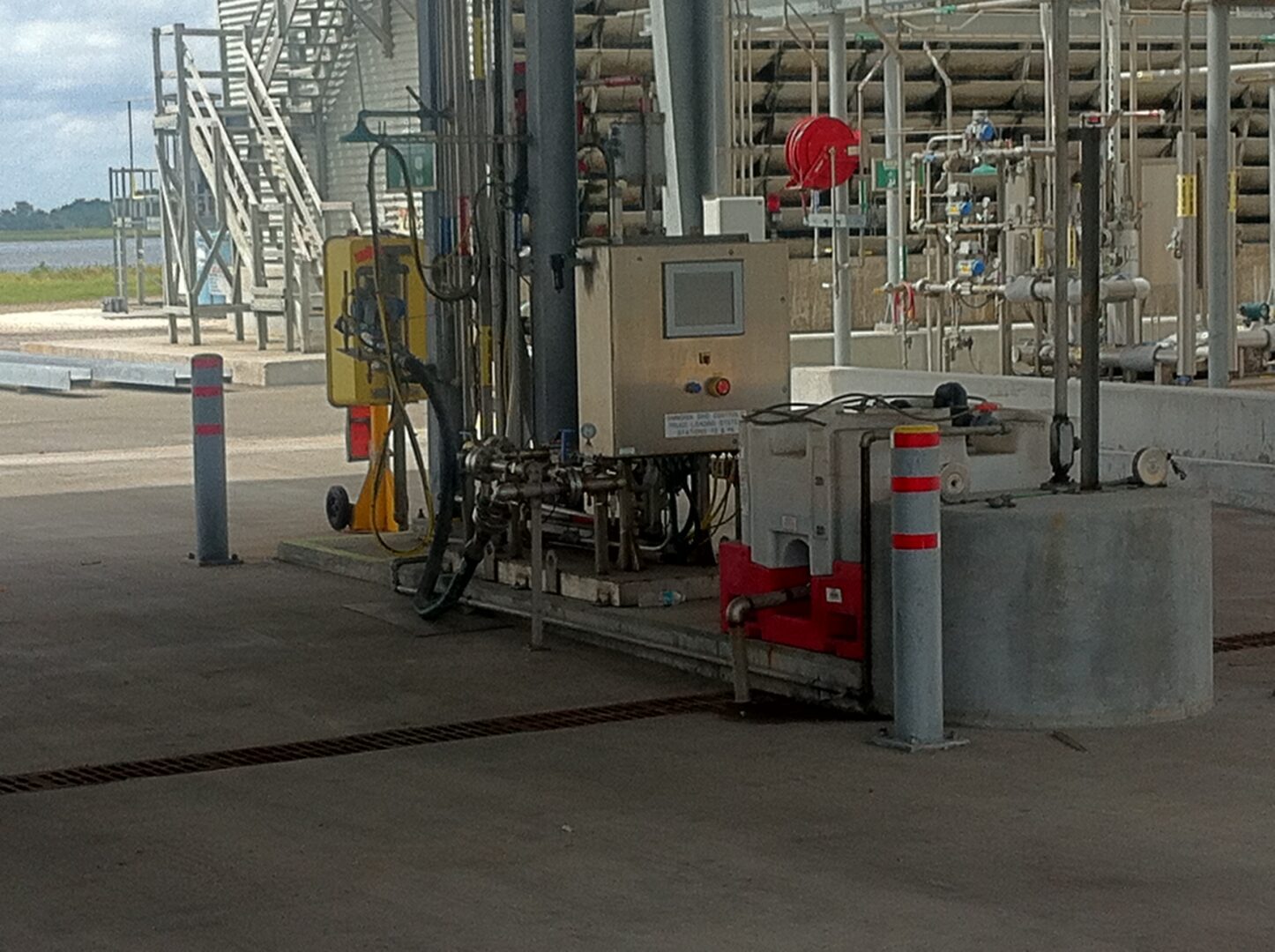 Truck Unloading Skids